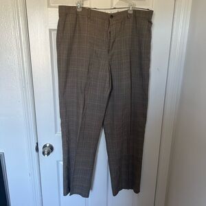 Brand: Perry Ellis dress pants Color: Brown Size:38/32